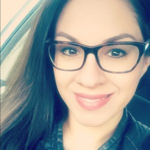 Meet your Posher, Sandra